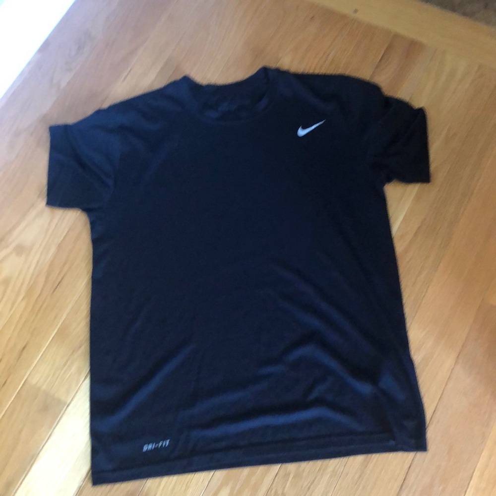 Men’s Nike Dri-Fit t-shirt